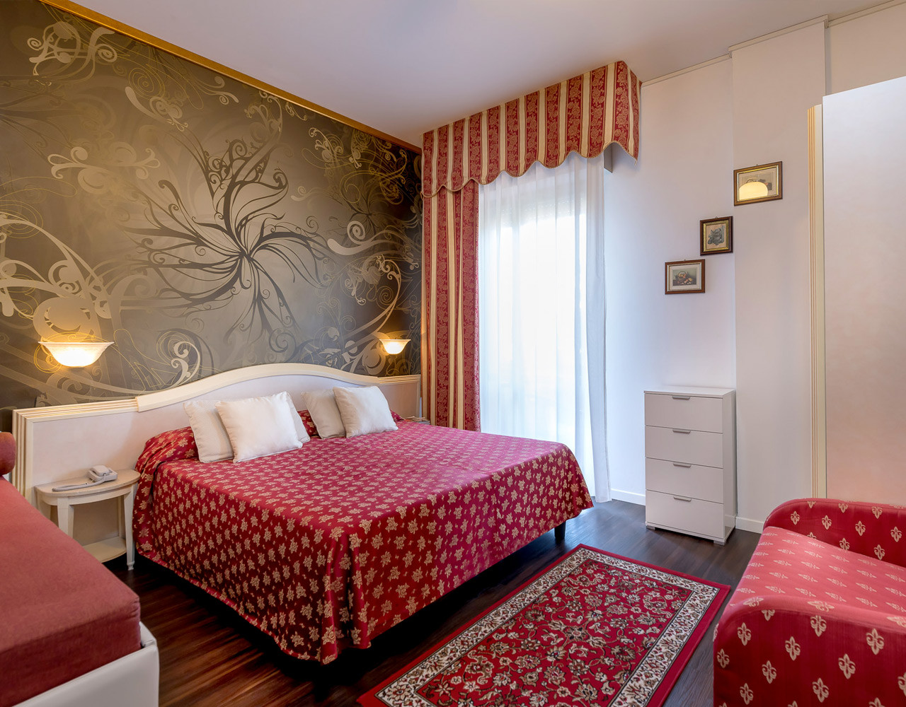 media.Camere-Junior-Suite-1-Hotel-Apollo-Viserbella-di-Rimini